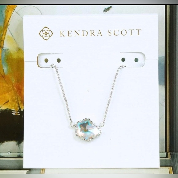 Kendra Scott Tess pendant necklace in a rhodium plated metal dichroic glassNWT - Picture 4 of 5